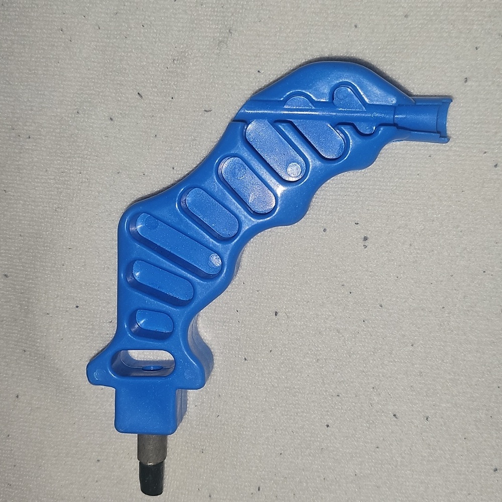 2-in-1 Drip Irrigation Tubing Hole Punch